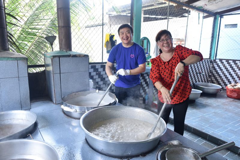 Dừa Bến Tre lên sàn và sự &#039;thức giấc&#039; của làng nghề Việt